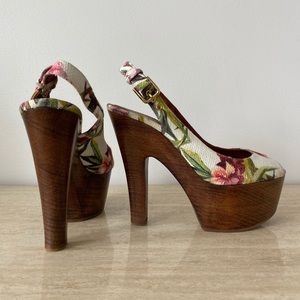 Brand New Dolce & Gabbana Floral Platform Heels
